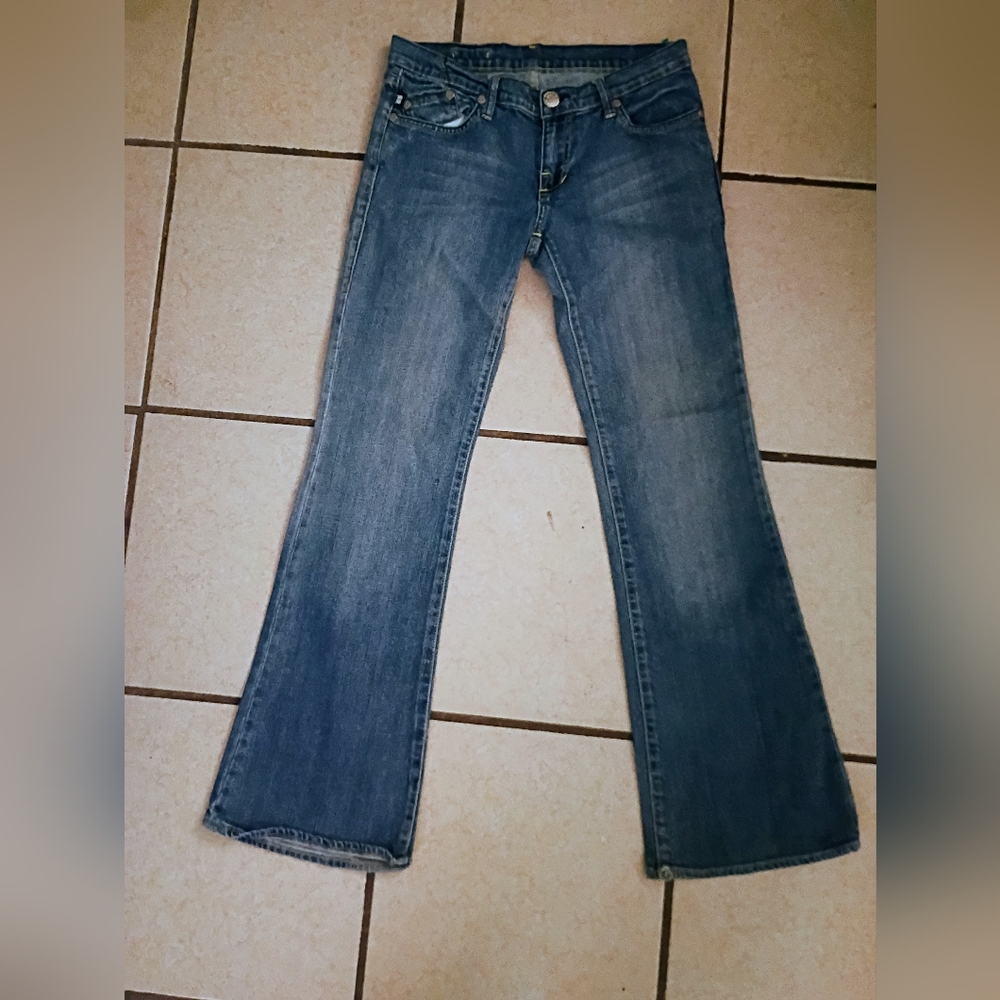 Rock & Republic Flare Jeans Size 28 Low Rise Wide Leg